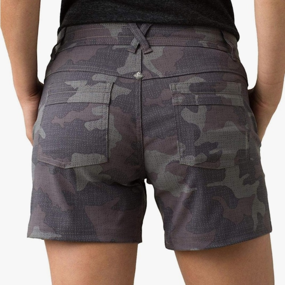 NWT Prana Olivia Shorts, 5” inseam, Size 4, Gravel Camo